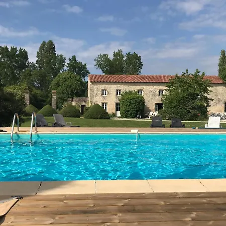 Holiday home Pistoulet *